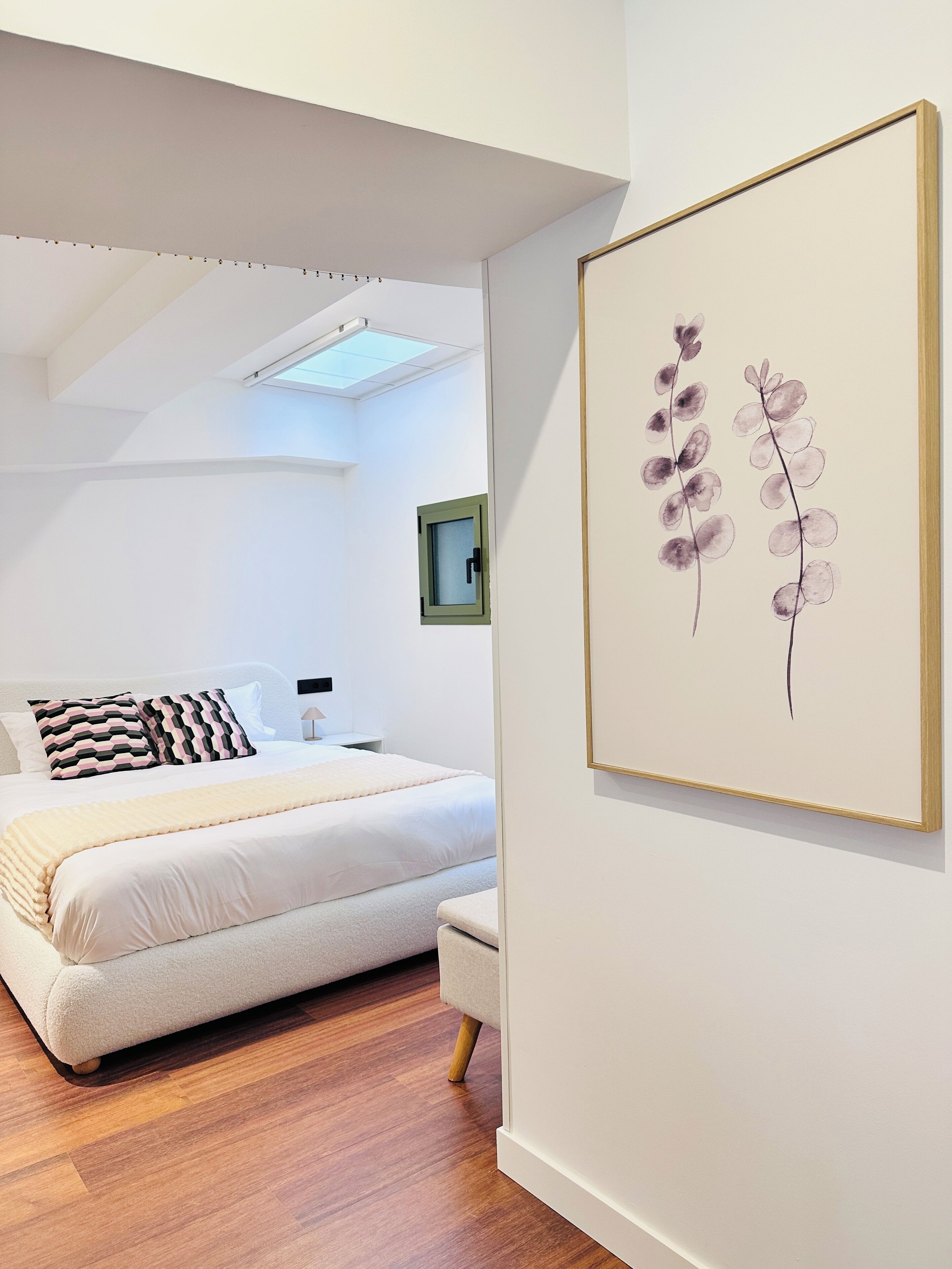 2 slaapkamers, een kluis op de kamer, een strijkplank/strijkijzer