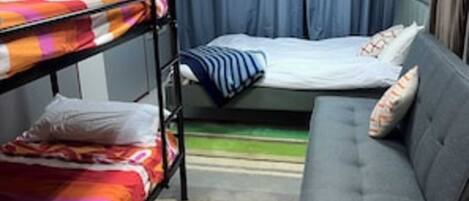 1 bedroom, free WiFi, bed sheets