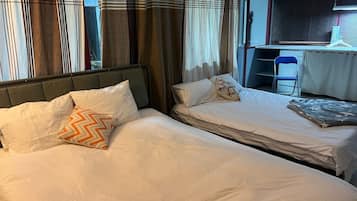 3 slaapkamers, een bureau, gratis wifi, beddengoed