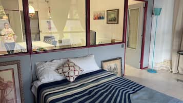 2 makuuhuonetta, ilmainen Wi-Fi, vuodevaatteet