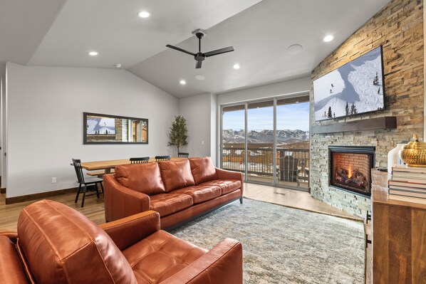 TV connectée, cheminée