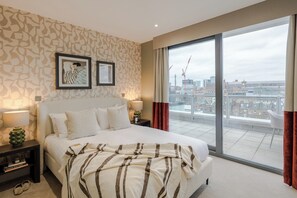 Deluxe Penthouse, City View | Individually decorated, laptop workspace, free WiFi, bed sheets - Your Apartment I King's Cross (London)