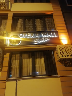 Exterior - Opera Wall Suite (Istanbul)