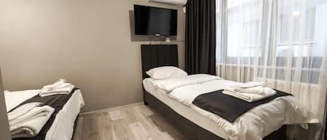 In-room safe, iron/ironing board, free WiFi