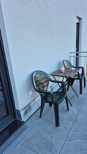 Terrace/patio - Apartments Seibel double/twin room with balcony (Reutlingen)