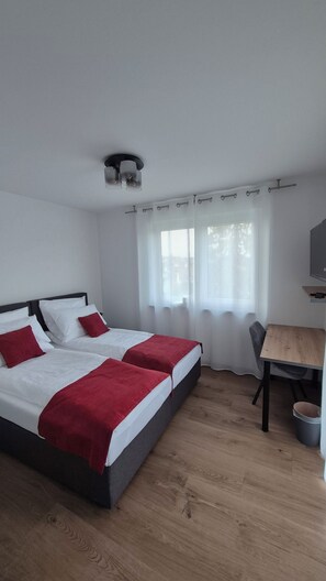 1 slaapkamer, reisbedje, gratis wifi, beddengoed