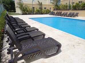 Pool - Nouveau condo bien meublé et equippé, avec piscine, proche de tout á Sosua (Sosúa)