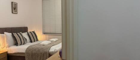 2 camere, ferro/asse da stiro, Wi-Fi gratuito, lenzuola