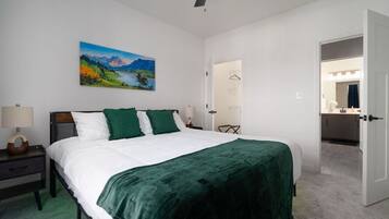 2 camere, una scrivania, ferro/asse da stiro, Wi-Fi gratuito