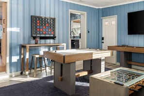 Spielezimmer