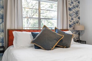 5 Schlafzimmer, Bügeleisen/Bügelbrett, WLAN, Bettwäsche