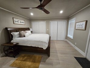 3 soverom, skrivebord, strykejern/-brett og wi-fi (inkludert)