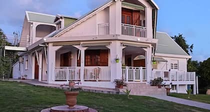 La Maison MĂąat Ă Grand Bourg