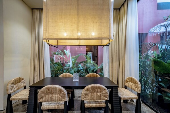 Villa, 2 Bedrooms, Private Pool | Dining room