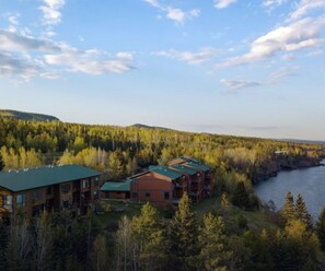 Exterior - Aspen Shores: A Beautiful spacious three story home on Lake Superior (Tofte)