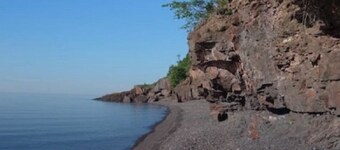 Aspen Shores: A Beautiful spacious three story home on Lake Superior