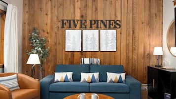 Smart TV, fireplace, stereo