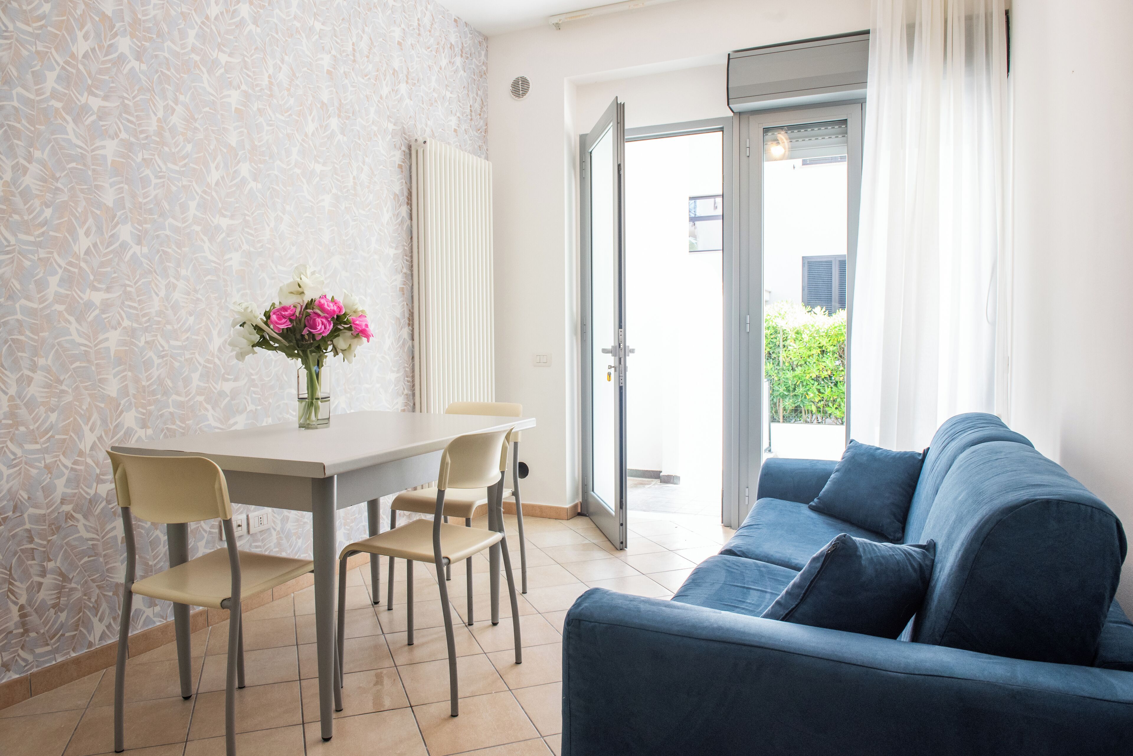 Klassiek appartement, uitzicht op zee | 1 slaapkamer, een bureau, een laptopwerkplek, geluiddichte muren