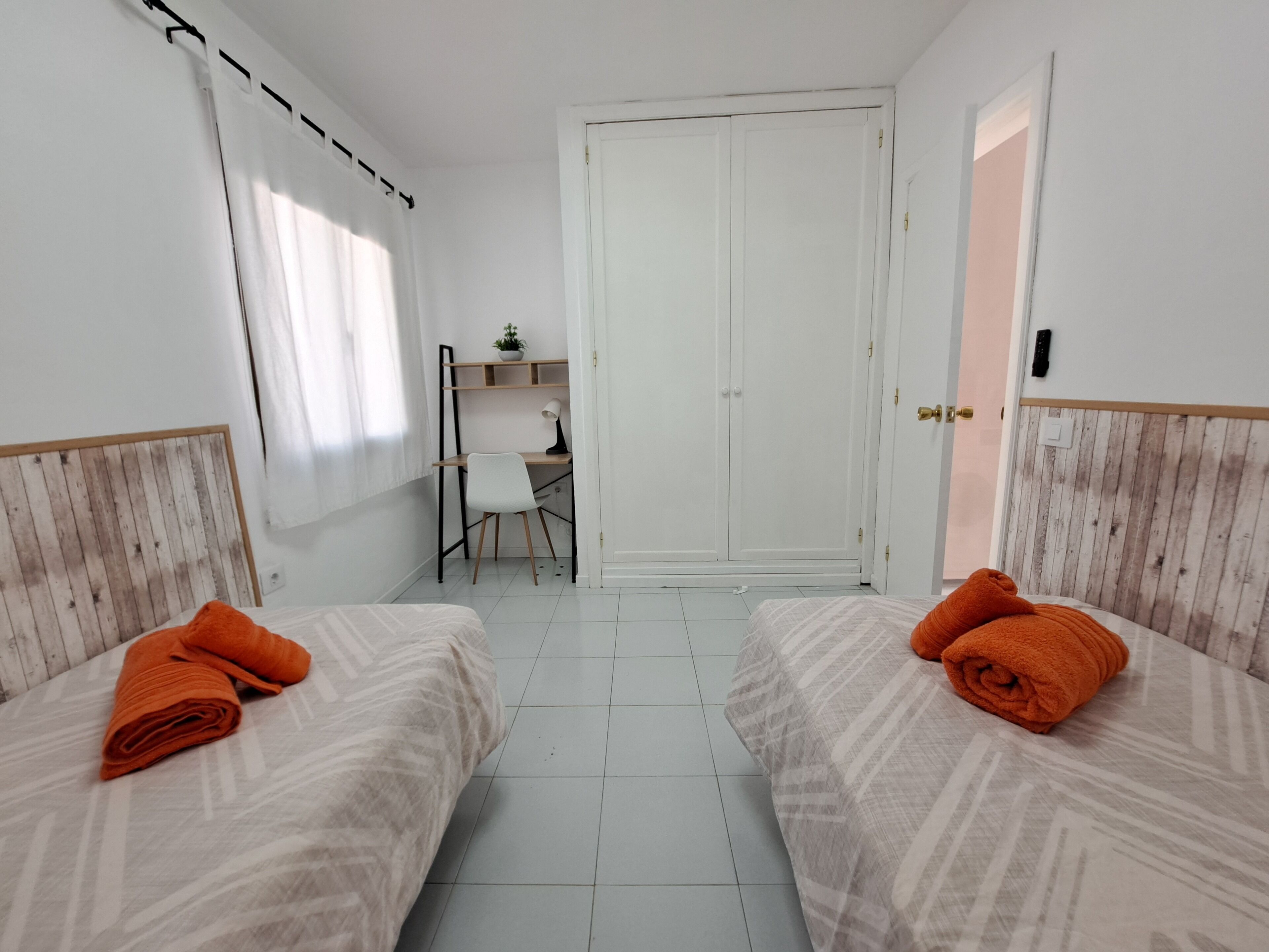 Apartment, 2 Schlafzimmer, barrierefrei, Raucher | 2 Schlafzimmer