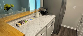 Stylish 2-Master bedroom condo off of Guilford college.