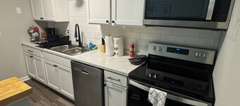 Stylish 2-Master bedroom condo off of Guilford college.