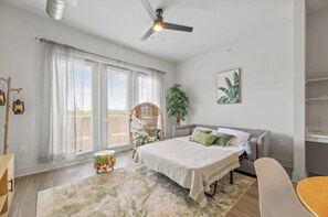 1 bedroom, iron/ironing board