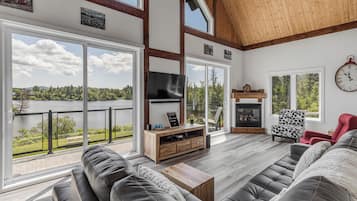 TV connectée, cheminée