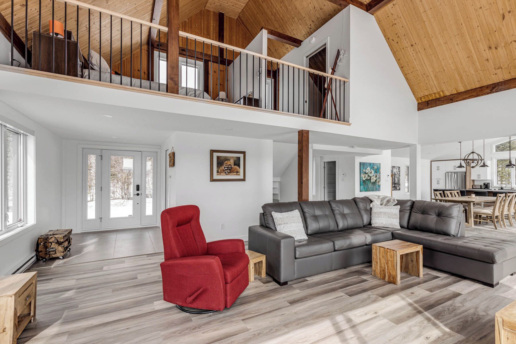 Smart TV, fireplace