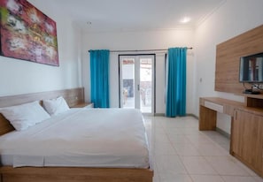 Standard Double Room, Balcony, Pool View | Balcony view