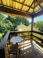 高级套房, 阳台, 花园景观 | 露台