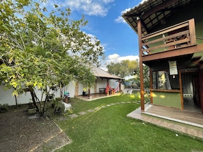 Superior-Suite, Balkon, Gartenblick | Terrasse/Patio