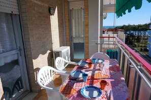 Apartment | Balcony - Apartment Porto Santa Margherita by Beach (Caorle)