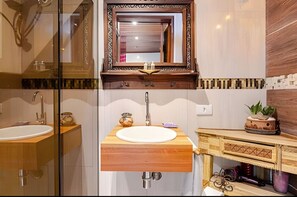 Villa | Badezimmer