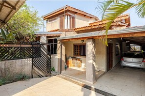 Fachada del alojamiento