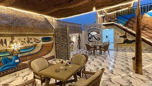 Food and drink - Pyramids Crypt Hotel (Giza)