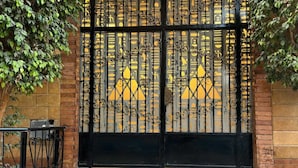 Front of property - Pyramids Crypt Hotel (Giza)