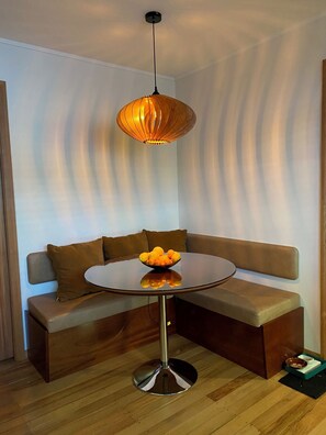 Dining - Groove-on-Grove.  
Entire home in Nelson. (Nelson)