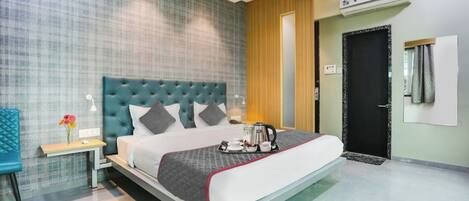 Phòng đôi Deluxe | Bàn, truy cập Internet không dây miễn phí, bộ trải giường