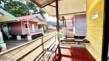 Habitación con 2 camas individuales | Vista desde la habitación