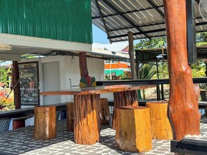 Villa | Desk, free WiFi, bed sheets - Jira Hotel (Lampang)