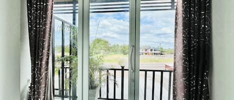 Phòng Deluxe | Bàn, truy cập Internet không dây miễn phí, bộ trải giường