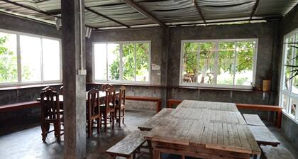 Phumchan Place Hotel