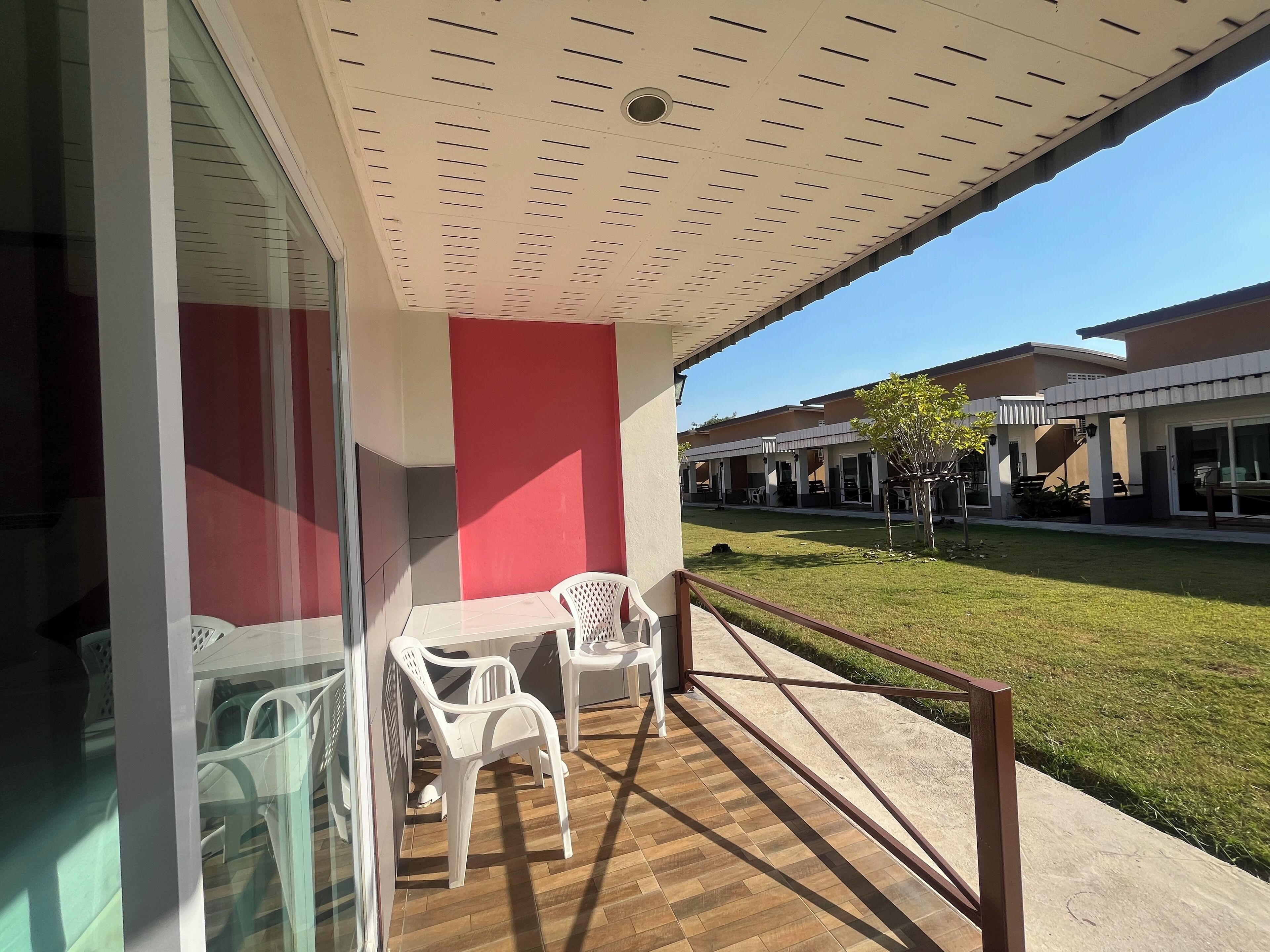 Habitación estándar con 2 camas individuales | Terraza o patio