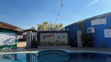 Alberca al aire libre