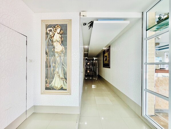 Lobby - Veerakit Grand Hotel (Udon Thani)