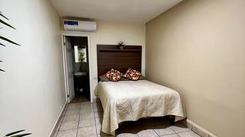 2 slaapkamers, een strijkplank/strijkijzer, wifi, beddengoed