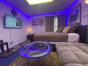 3 bedrooms, iron/ironing board, bed sheets