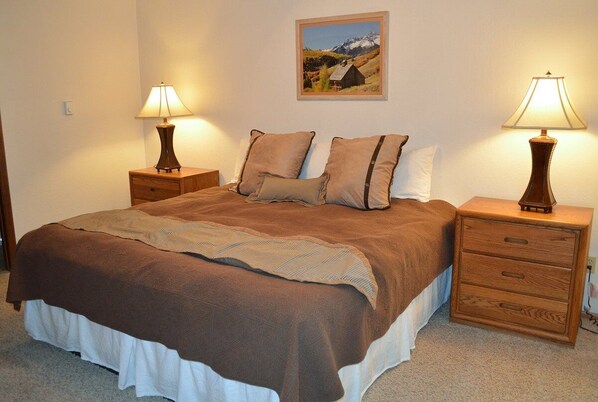 2 habitaciones y ropa de cama