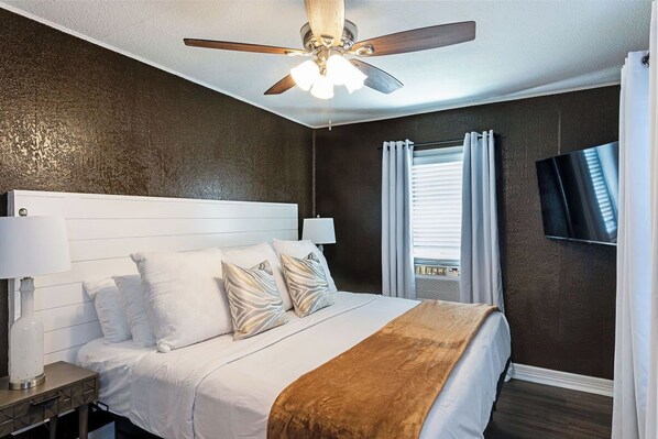 1 bedroom, desk, iron/ironing board, travel cot