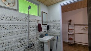 Deluxe-Doppelzimmer, Bergblick | Badezimmer